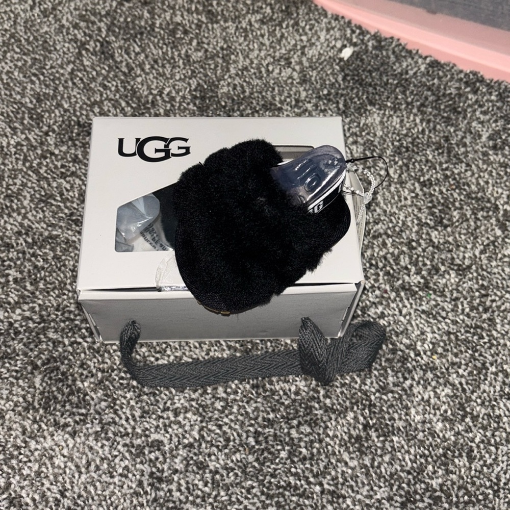 Ugg fluff yeah slides new